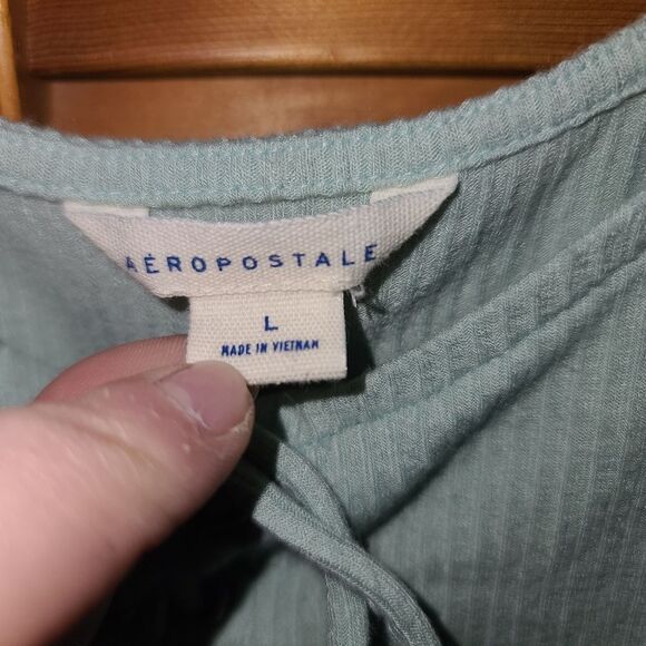 Aeropostale Lace Up Ribbed Tank Size L - Picture 2 of 6